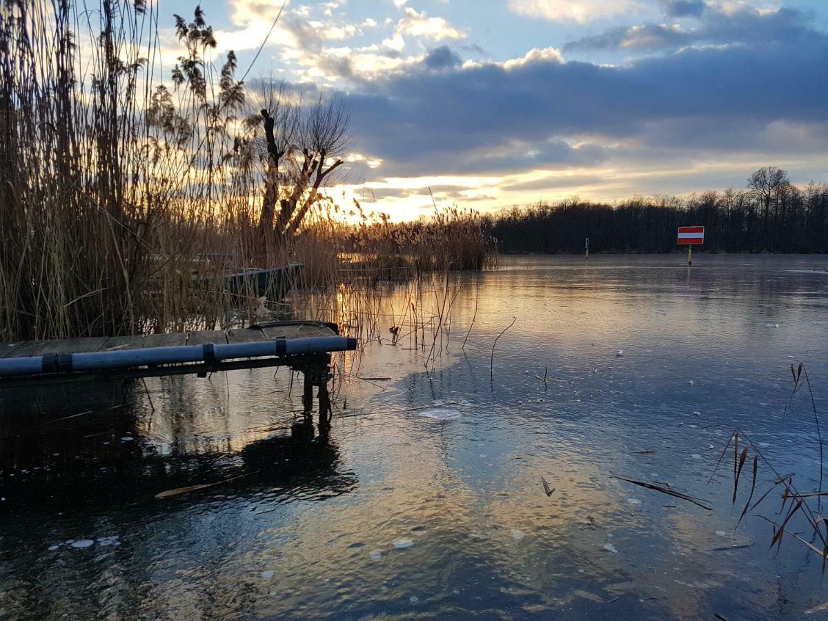 Gemuetliche Idylle Am Seddinsee Gosen Eksteriør billede